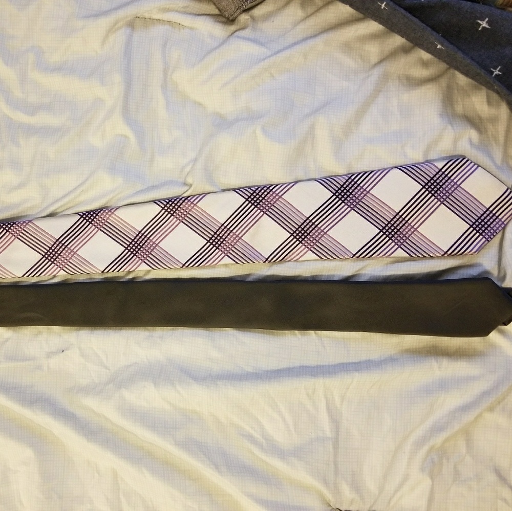 Express ties - Picture 2 of 2